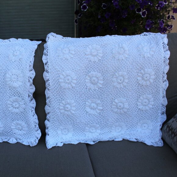 Pair of beautiful white crochet pillow shams cottagecore romantic 100% cotton - Picture 4 of 4
